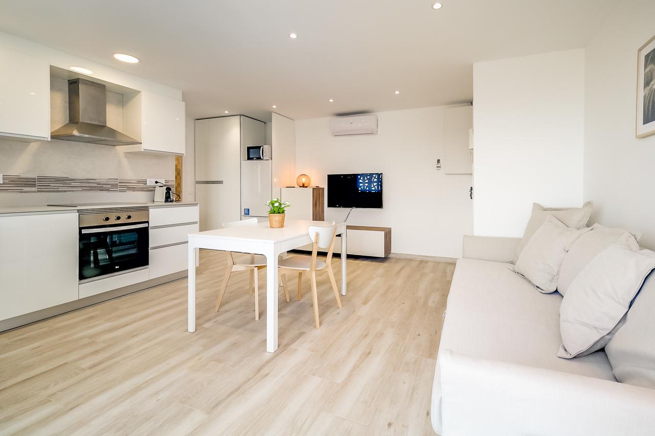 Hauzify I Apartament Rosa Dels Vents Santa Susanna Exterior photo